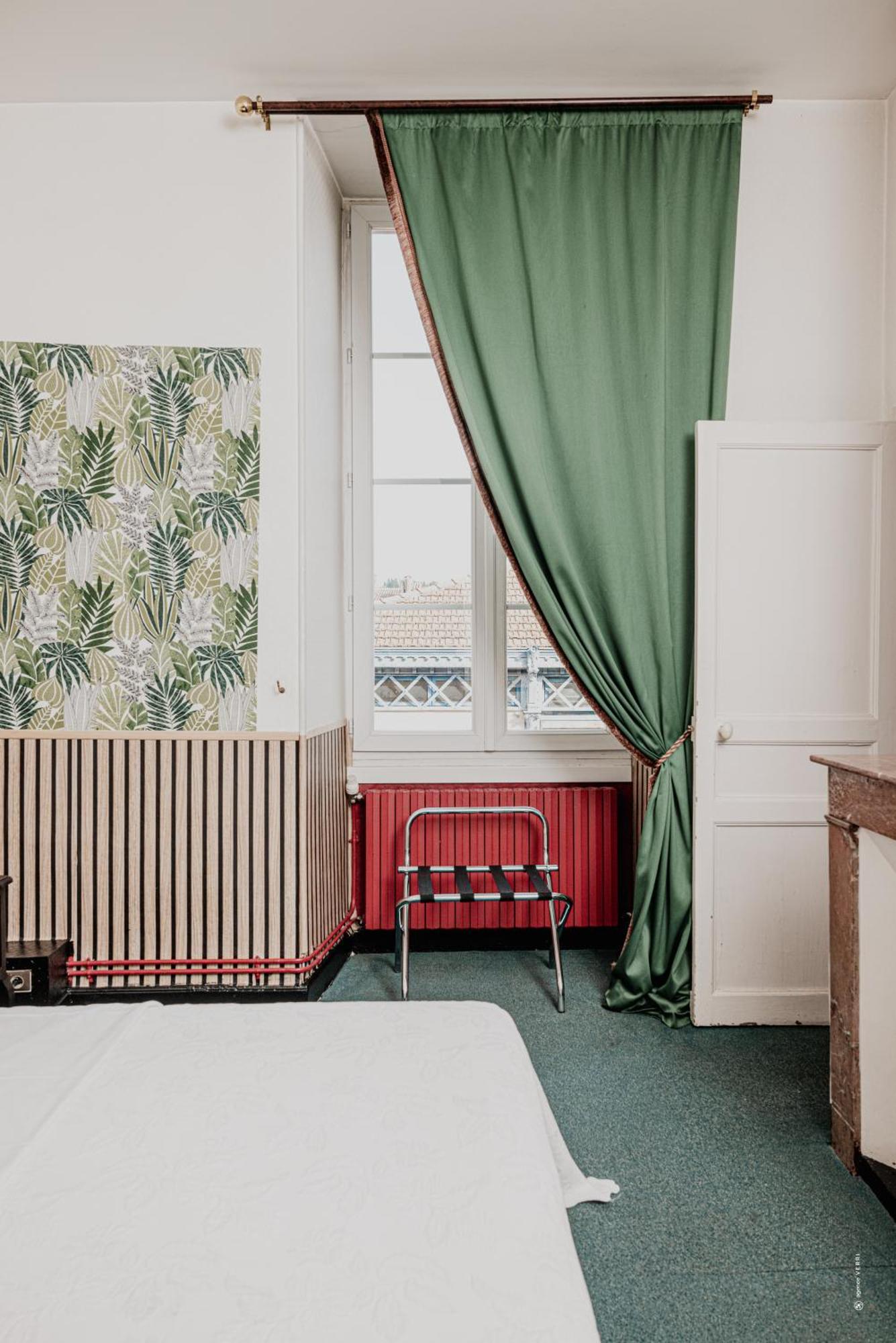 Hotel Moderne Et Pigeon Limoux Exteriér fotografie